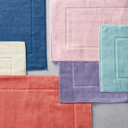 Tapis de bain ambre...