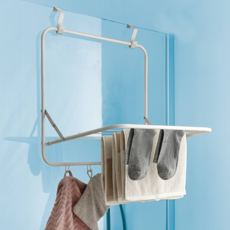Étendoir de salle de bains