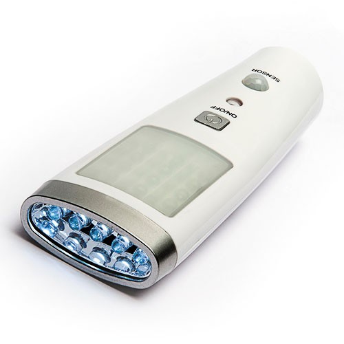 Lampe torche LED multifonctions rechargeable 12/220v 34,90 € Accessoires  Auto 123GOPIECES Livraison Offerte pour 2 produits achetés !